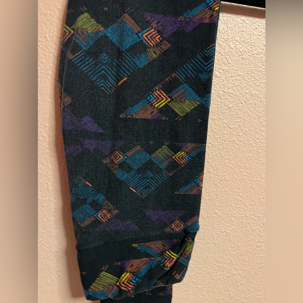 Rainbow leggings!